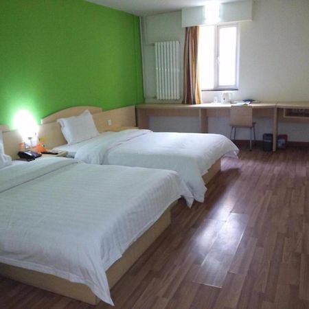 7Days Inn Tai'An Railway Station מראה חיצוני תמונה